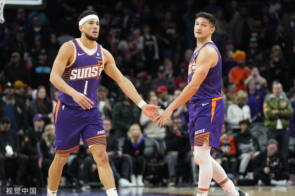 了强有力的 了强有力的