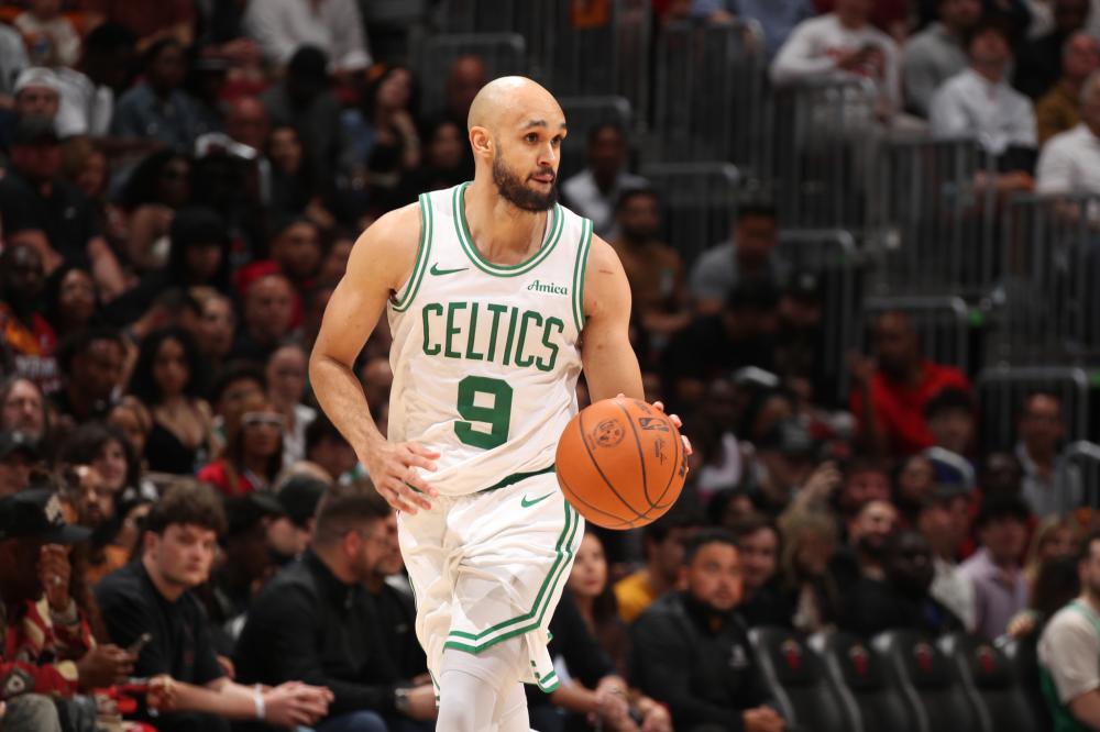 他尤其强调 他尤其强调