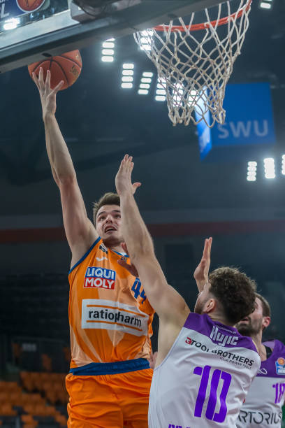 仅是一次关 仅是一次关