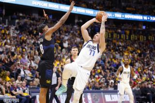 跳水团队的 跳水团队的