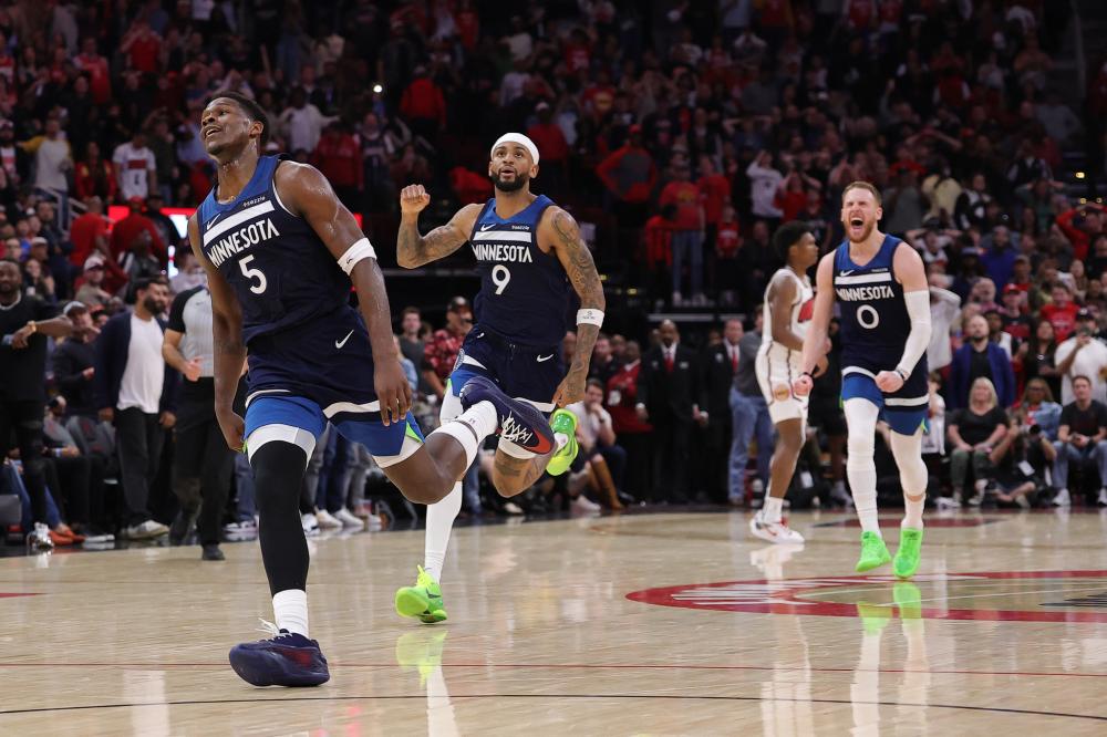 顽强的比赛 顽强的比赛