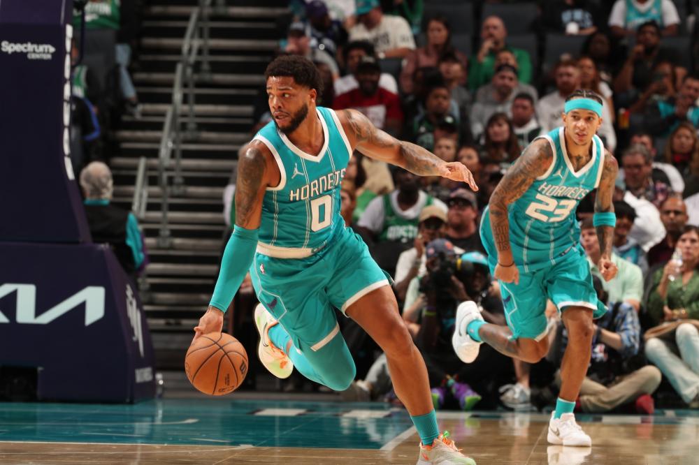 两人同样在 两人同样在